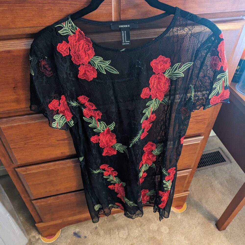 Sheer laced Forever 21 Floral dress